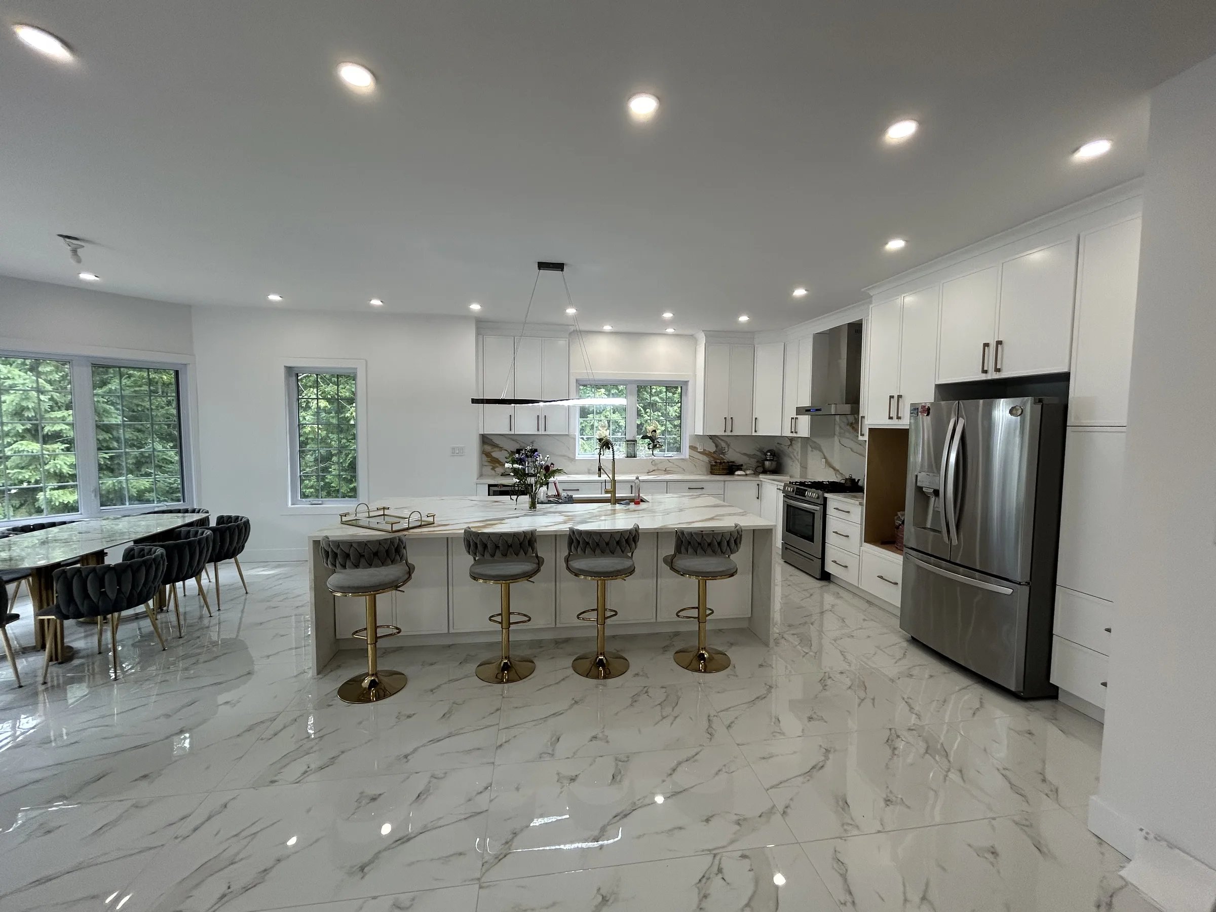 Custom kitchen cabinets in Pierrefonds, West Island